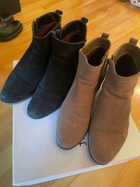 2 pairs of College Naturalizer Ankle Booties in Black and Brown